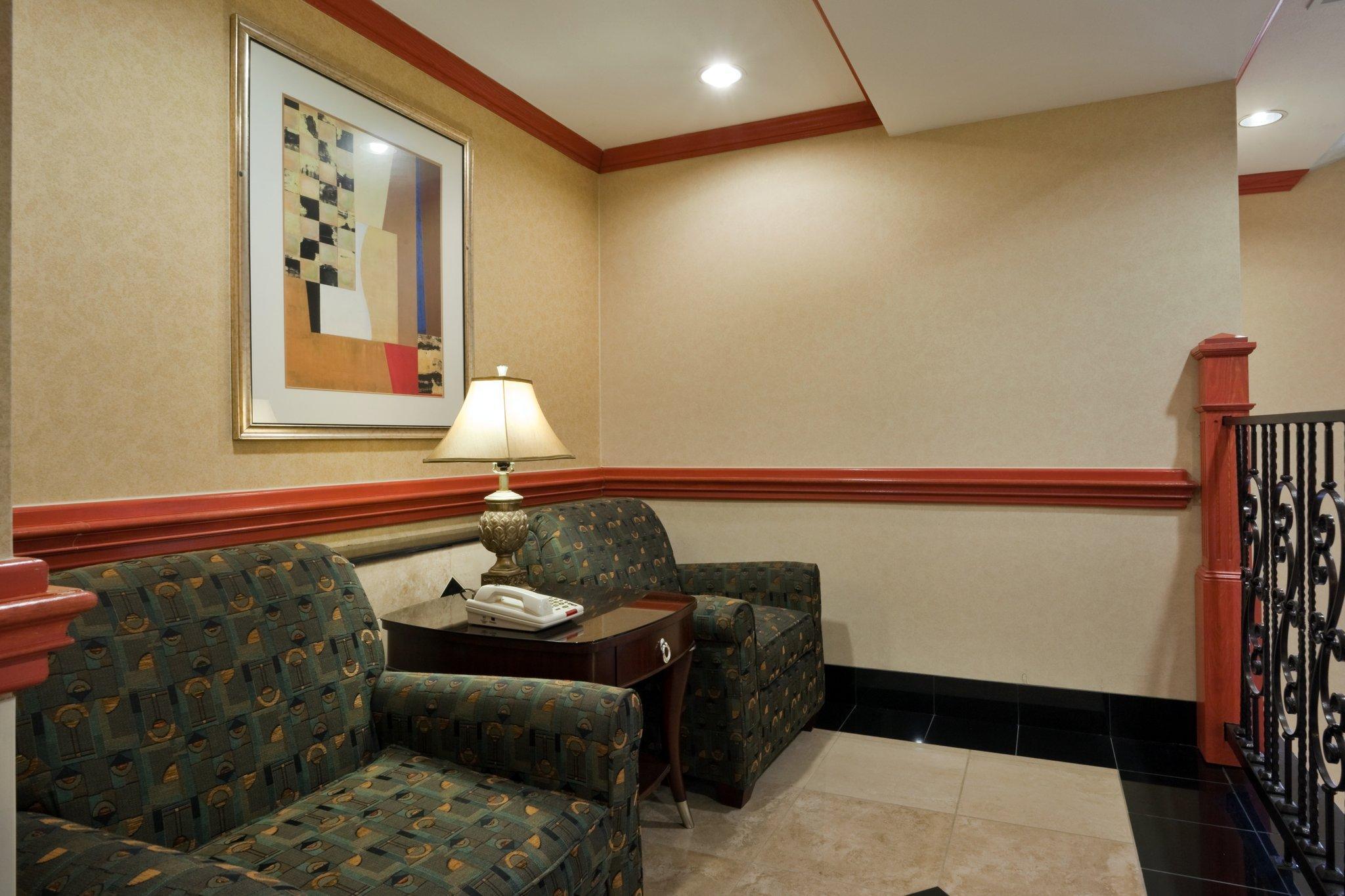 Holiday Inn Express Hotel And Suites Fairfield-North By Ihg מראה חיצוני תמונה